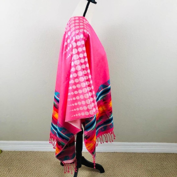 Puerto Rican Wrap Cover Womens OS Pink Colorful Fringe Reversible Vaca Cruise - Picture 2 of 9